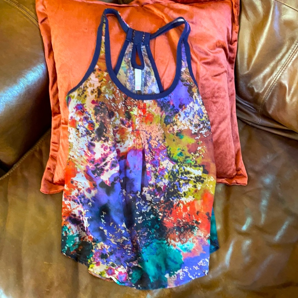 Xhilaration fun watercolor tank